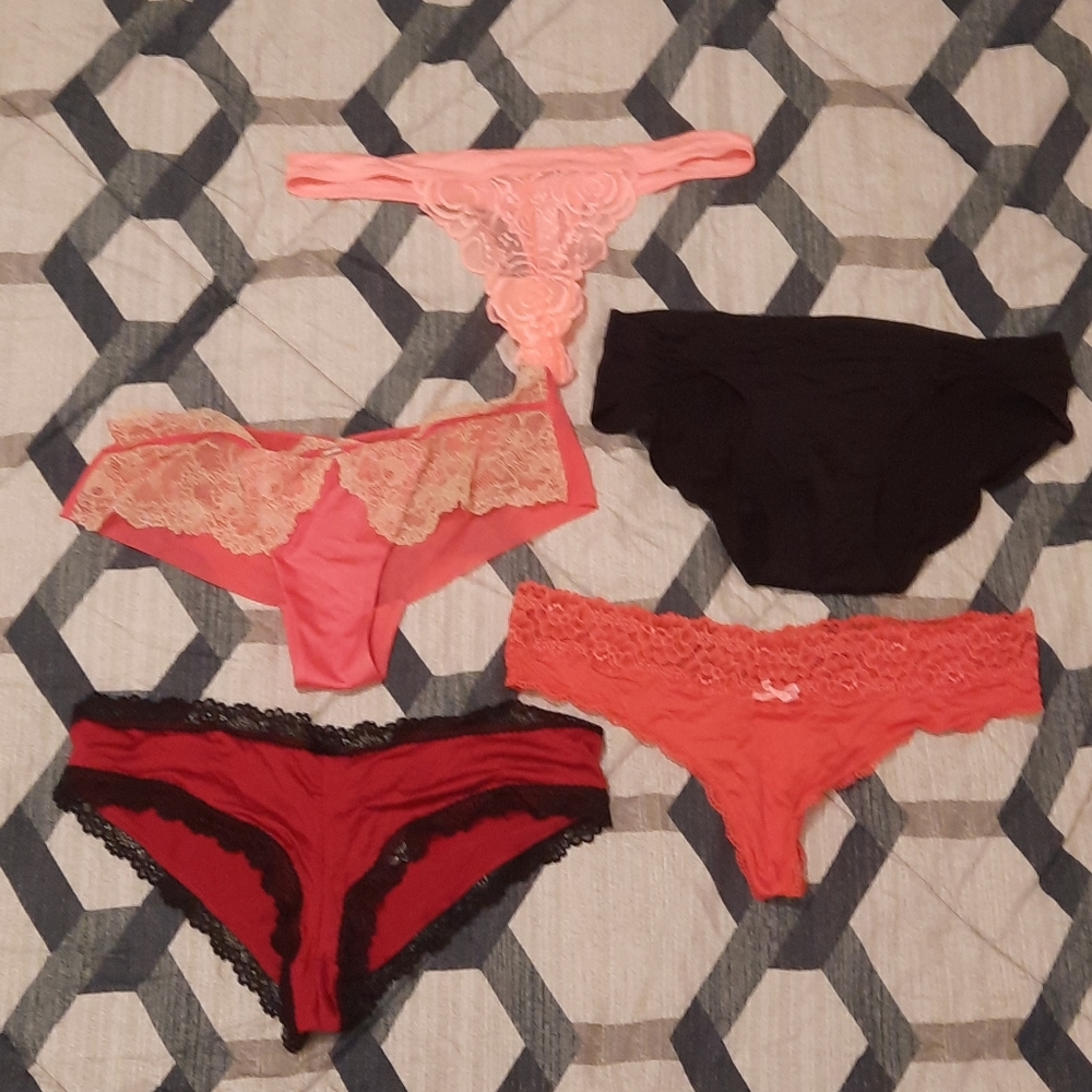 5 Panties